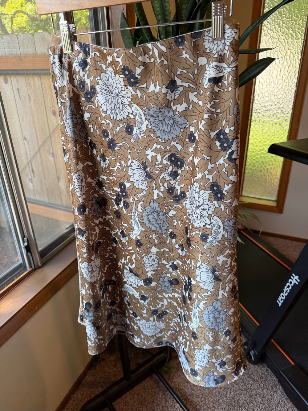 Ann Taylor Brown Floral A-Line Skirt with White and Gray Blooms